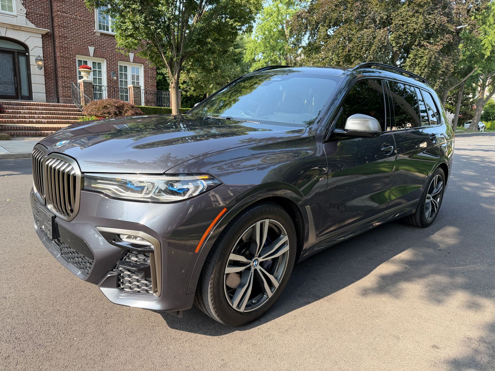 2021 BMW X7 M50i AWD