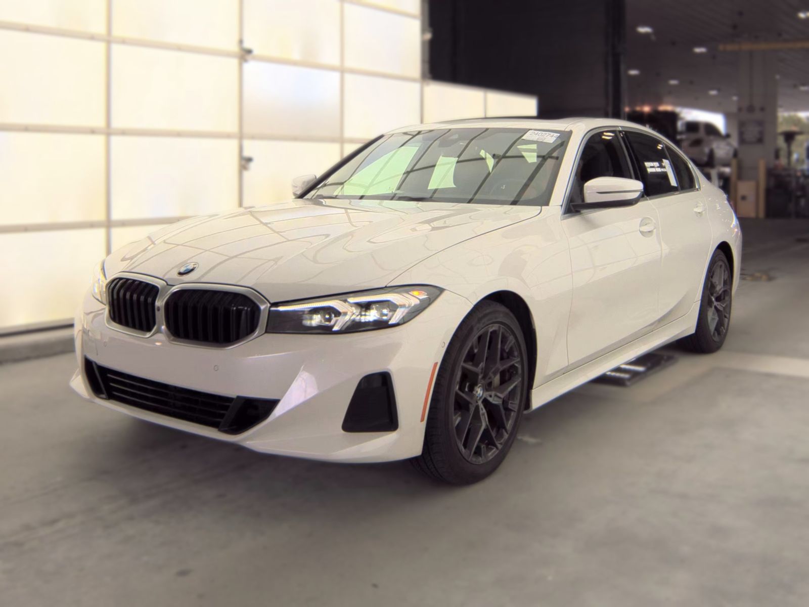 2025 BMW 3 Series 330i RWD