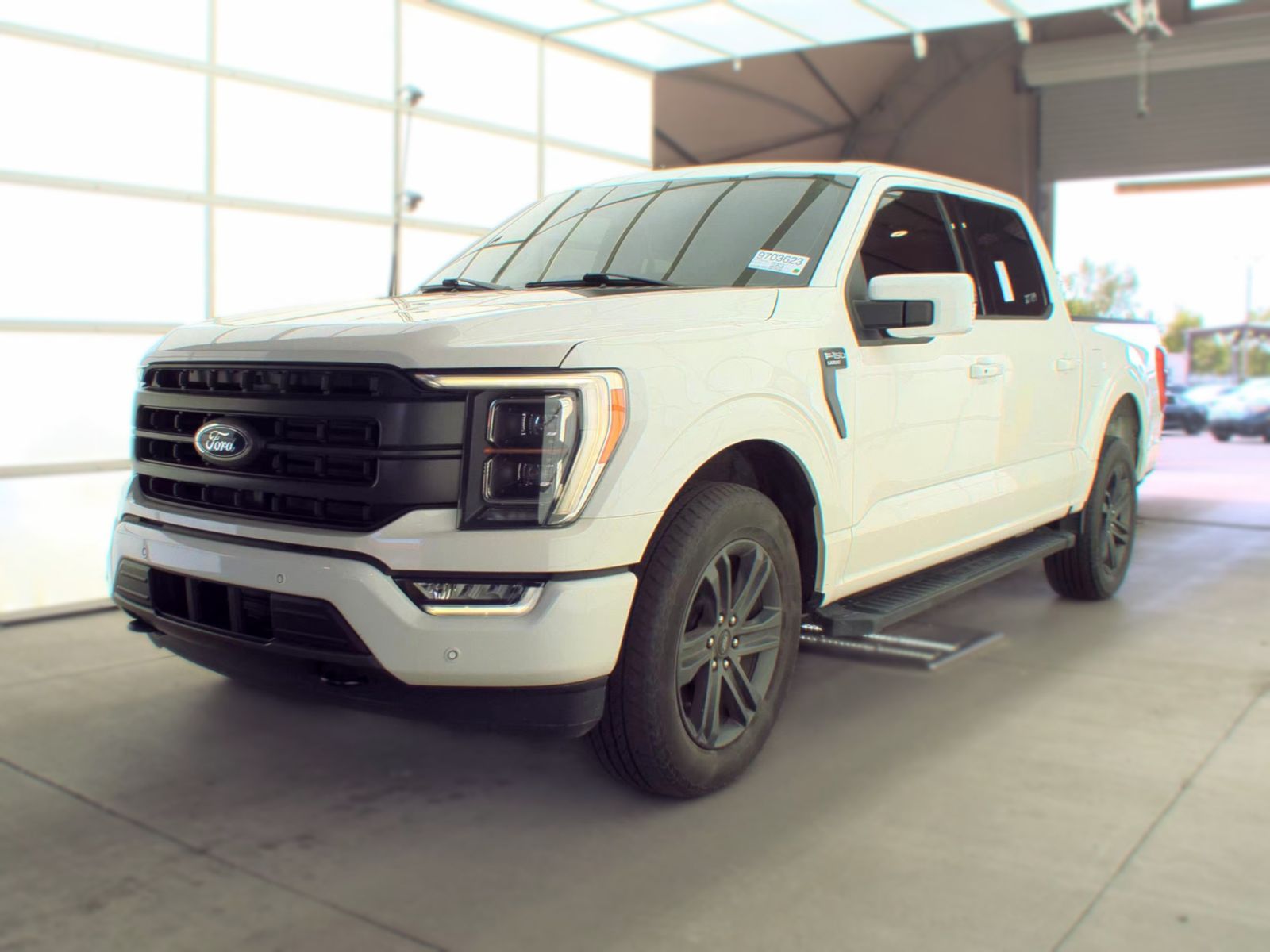 2023 Ford F-150 Lariat AWD
