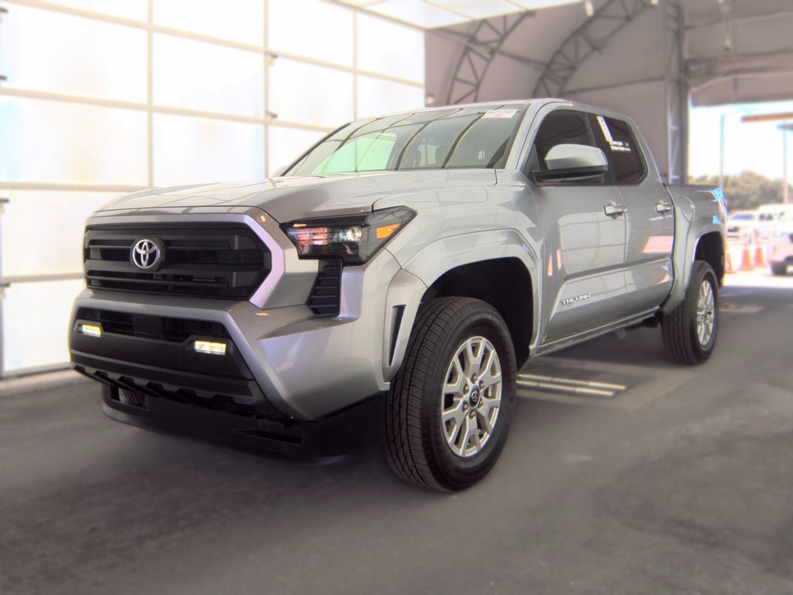 2025 Toyota Tacoma SR5 AWD