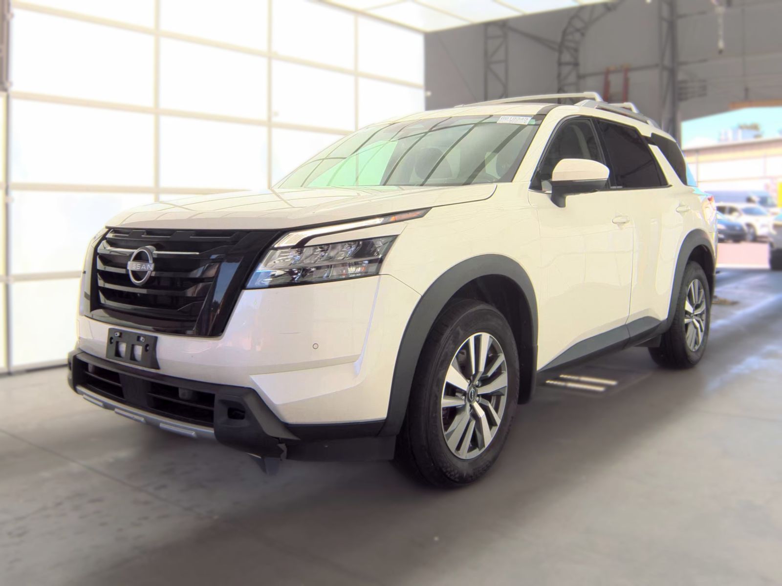 2023 Nissan Pathfinder SL AWD
