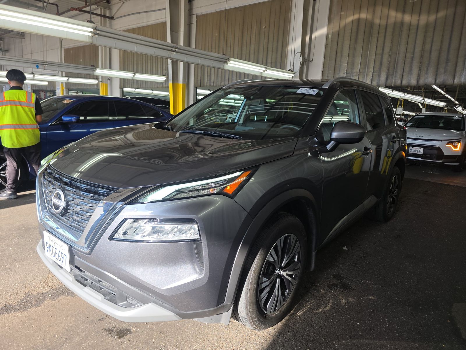 2023 Nissan Rogue SV FWD