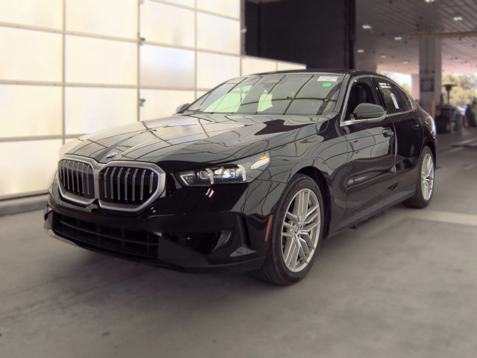 2025 BMW 5 Series 530i RWD