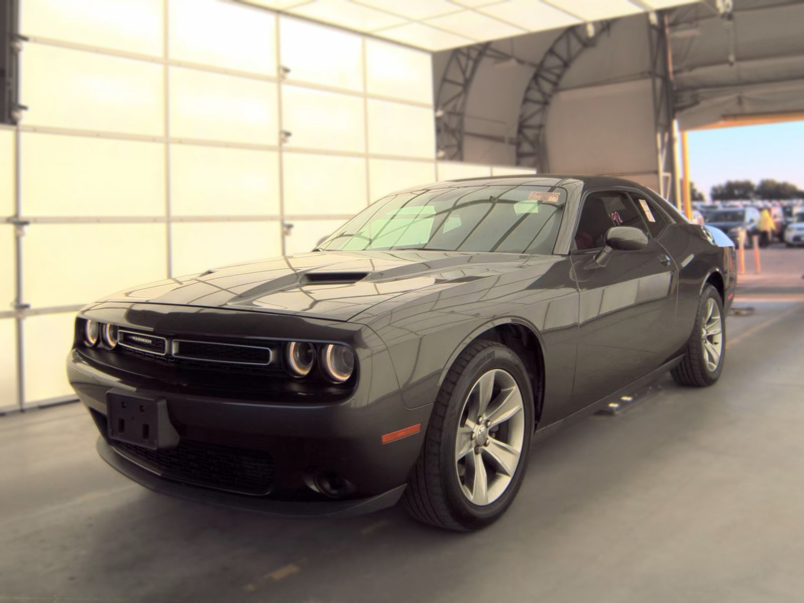 2016 Dodge Challenger SXT RWD