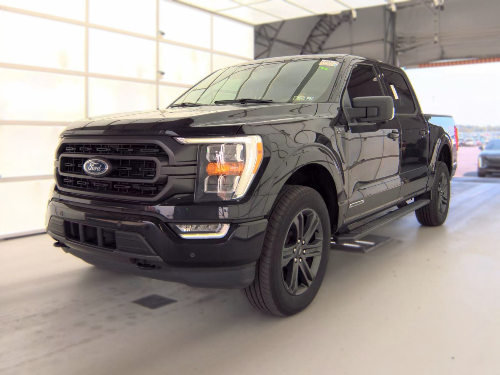2023 Ford F-150 Hybrid XLT AWD