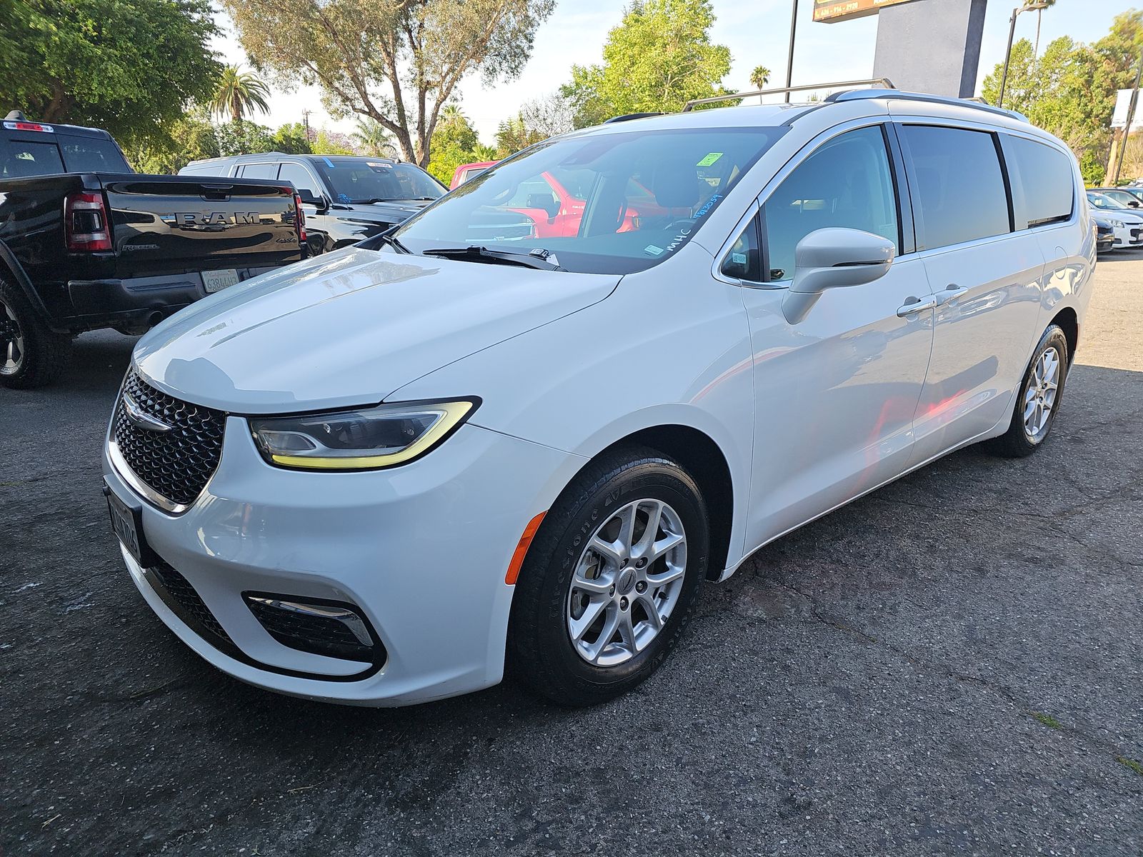 2021 Chrysler Pacifica Touring L FWD