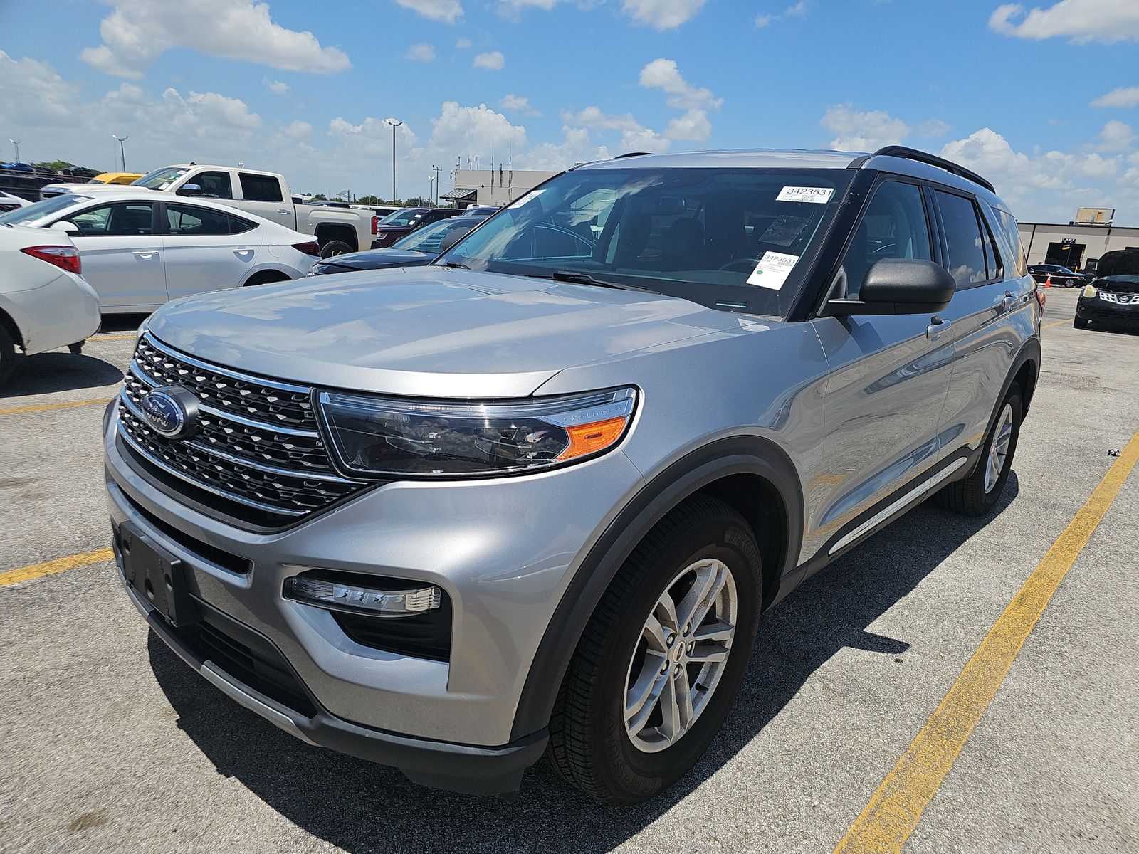 2023 Ford Explorer XLT AWD