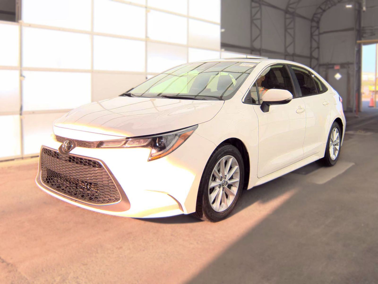 2022 Toyota Corolla XLE FWD