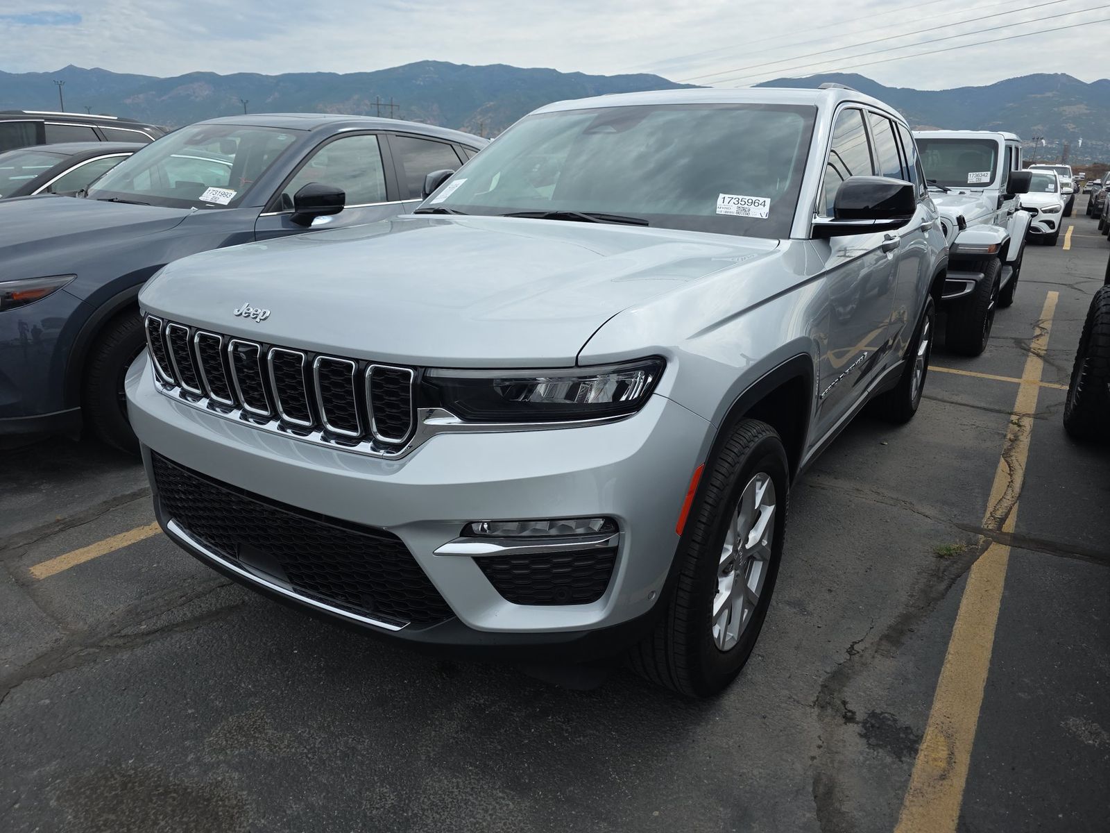 2023 Jeep Grand Cherokee Limited AWD
