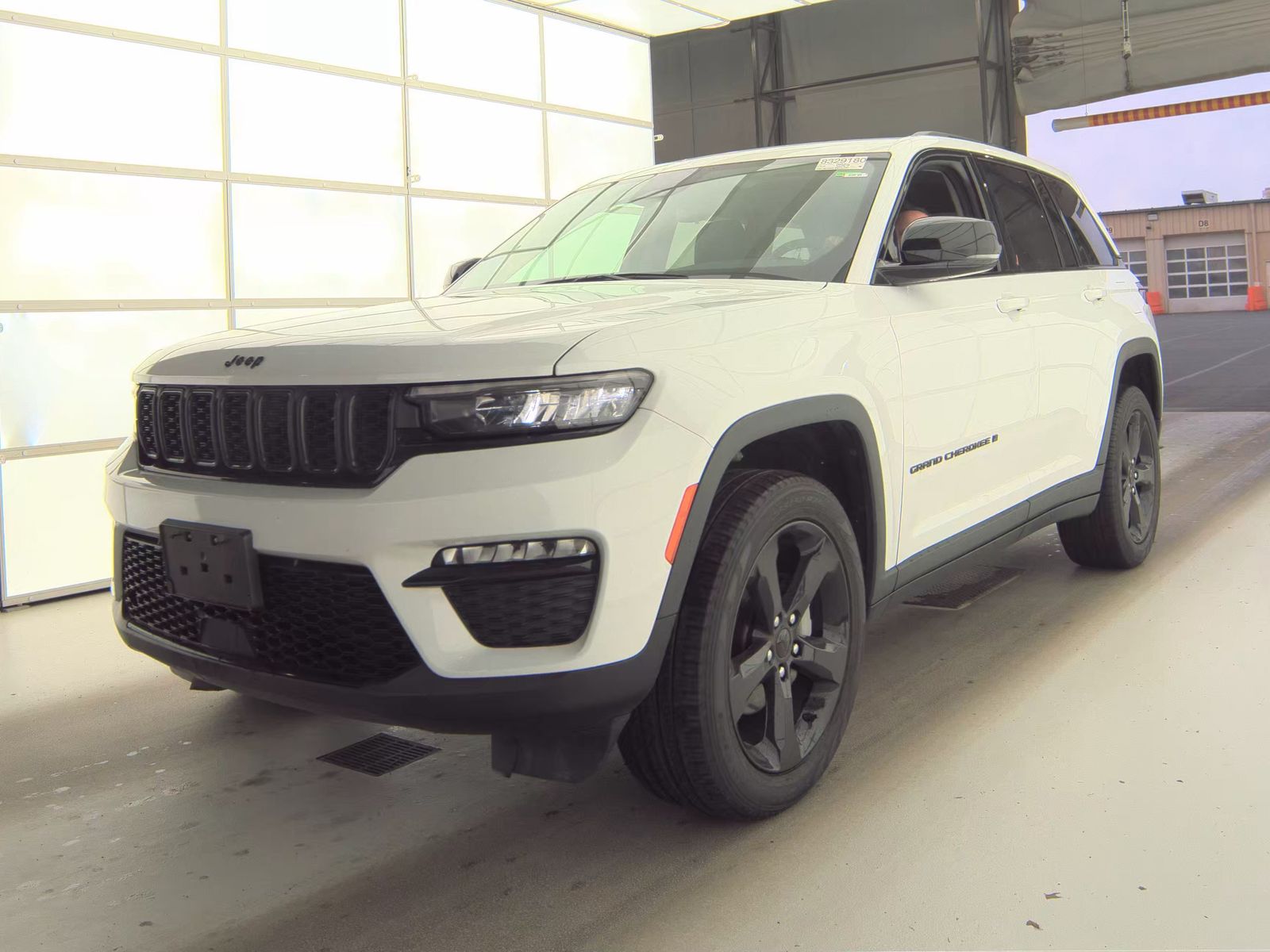 2023 Jeep Grand Cherokee Limited AWD