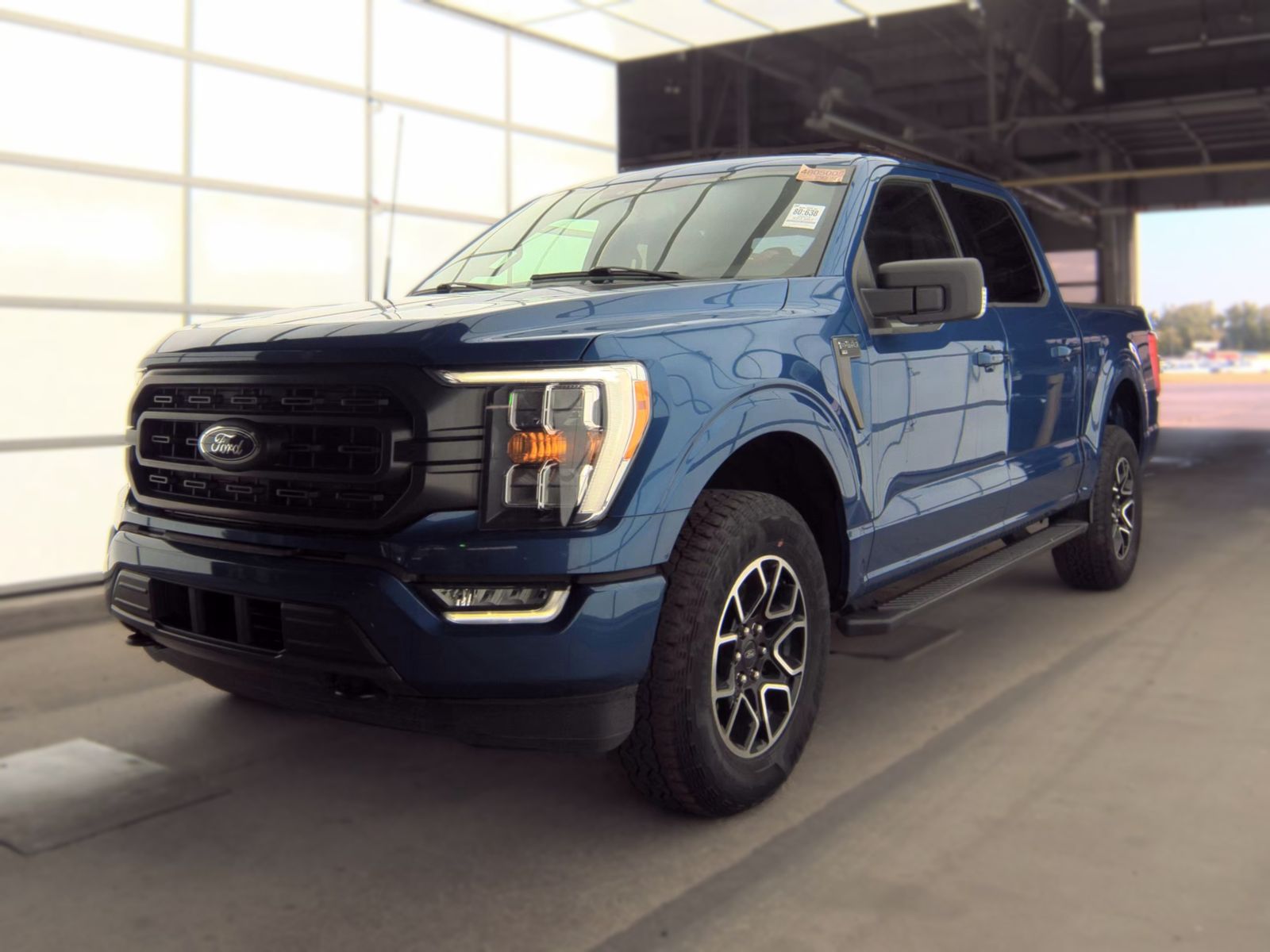 2023 Ford F-150 XLT AWD