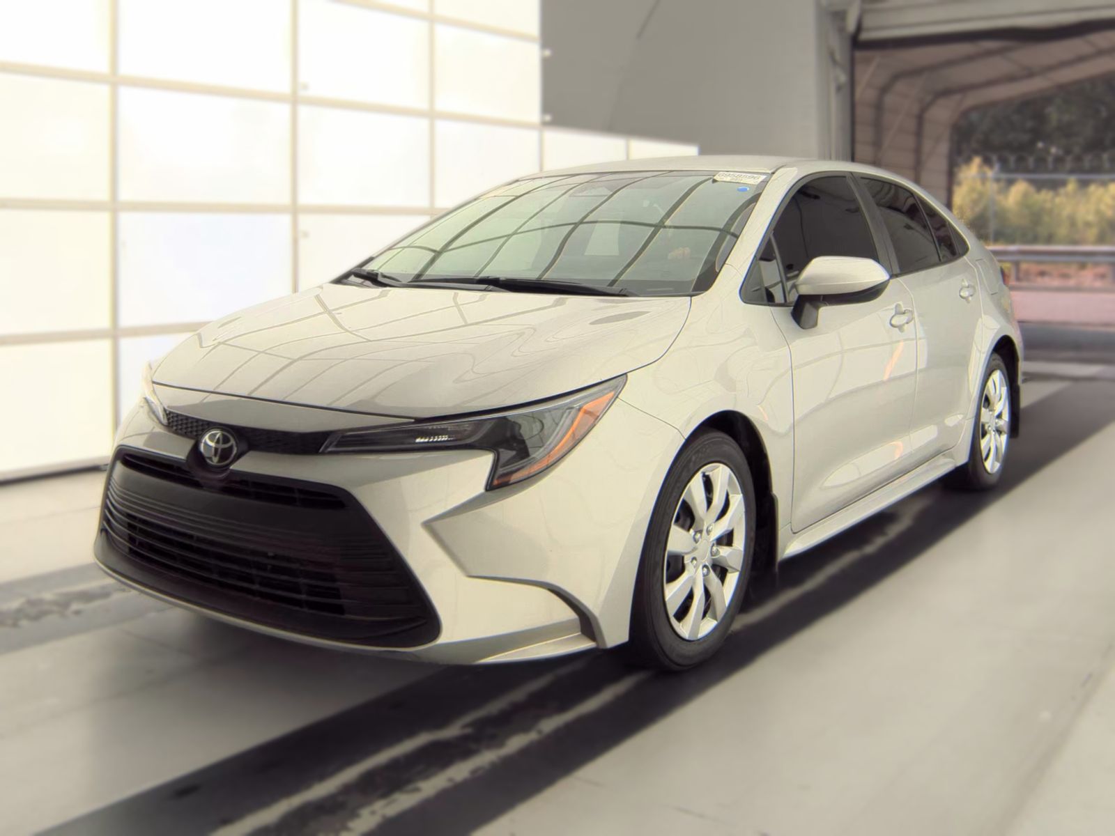 2025 Toyota Corolla LE FWD