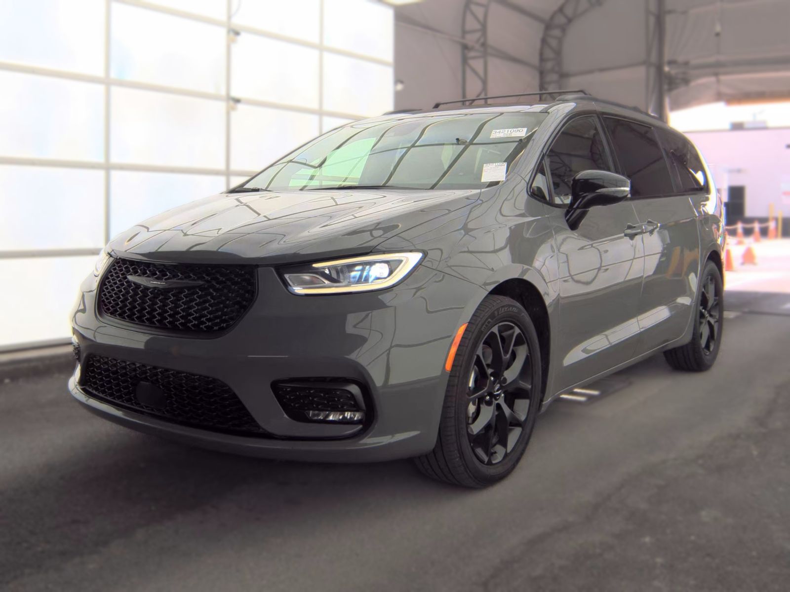 2025 Chrysler Pacifica Limited FWD
