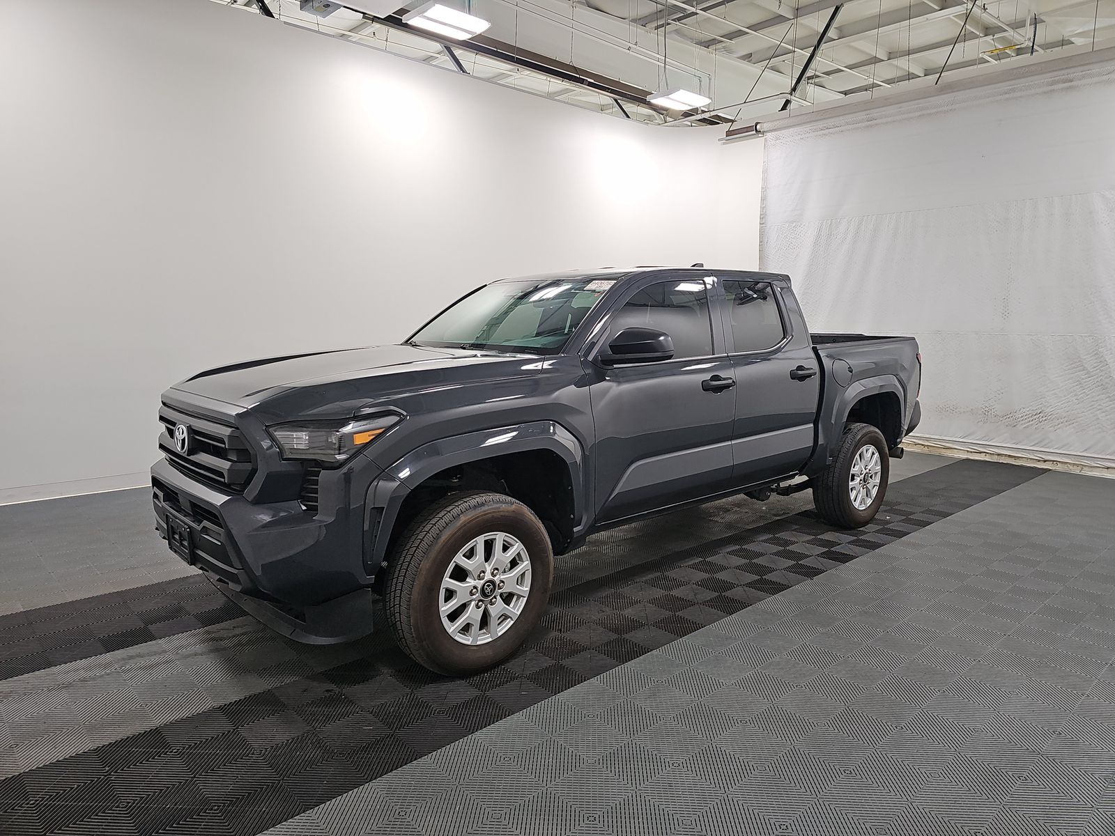 2024 Toyota Tacoma SR AWD