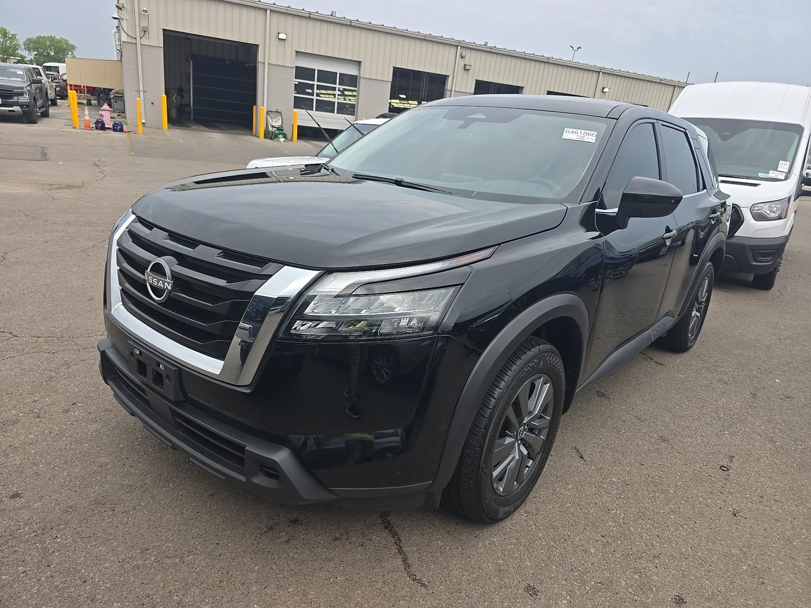 2024 Nissan Pathfinder S AWD
