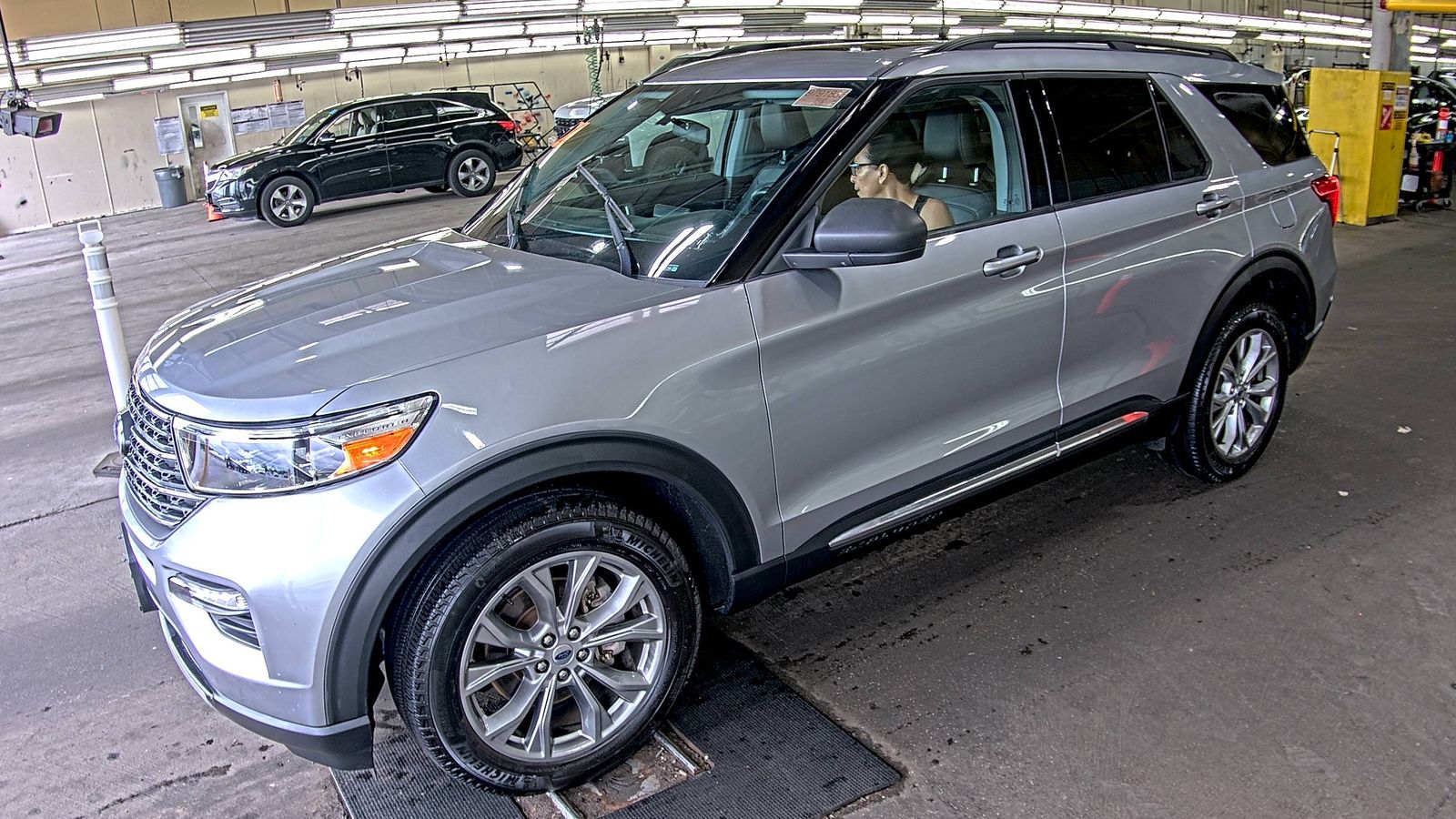 2022 Ford Explorer XLT AWD