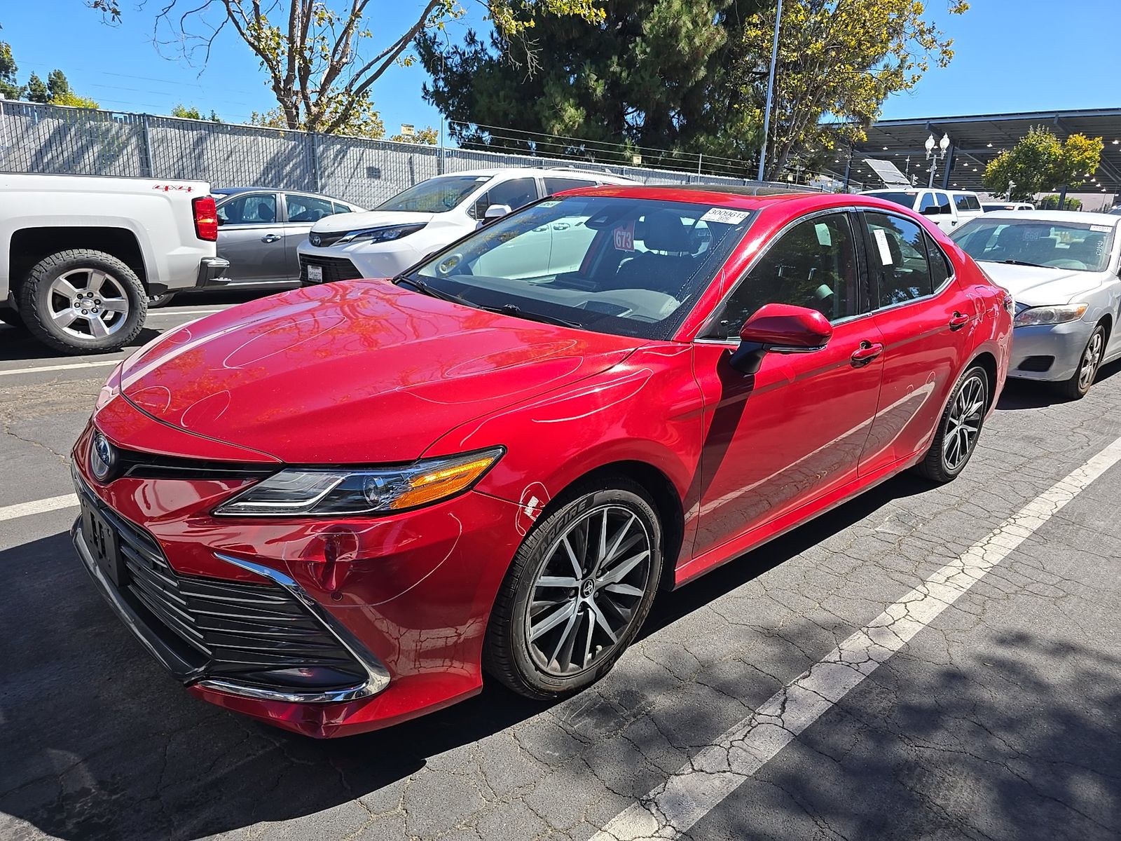 2023 Toyota Camry Hybrid XLE FWD