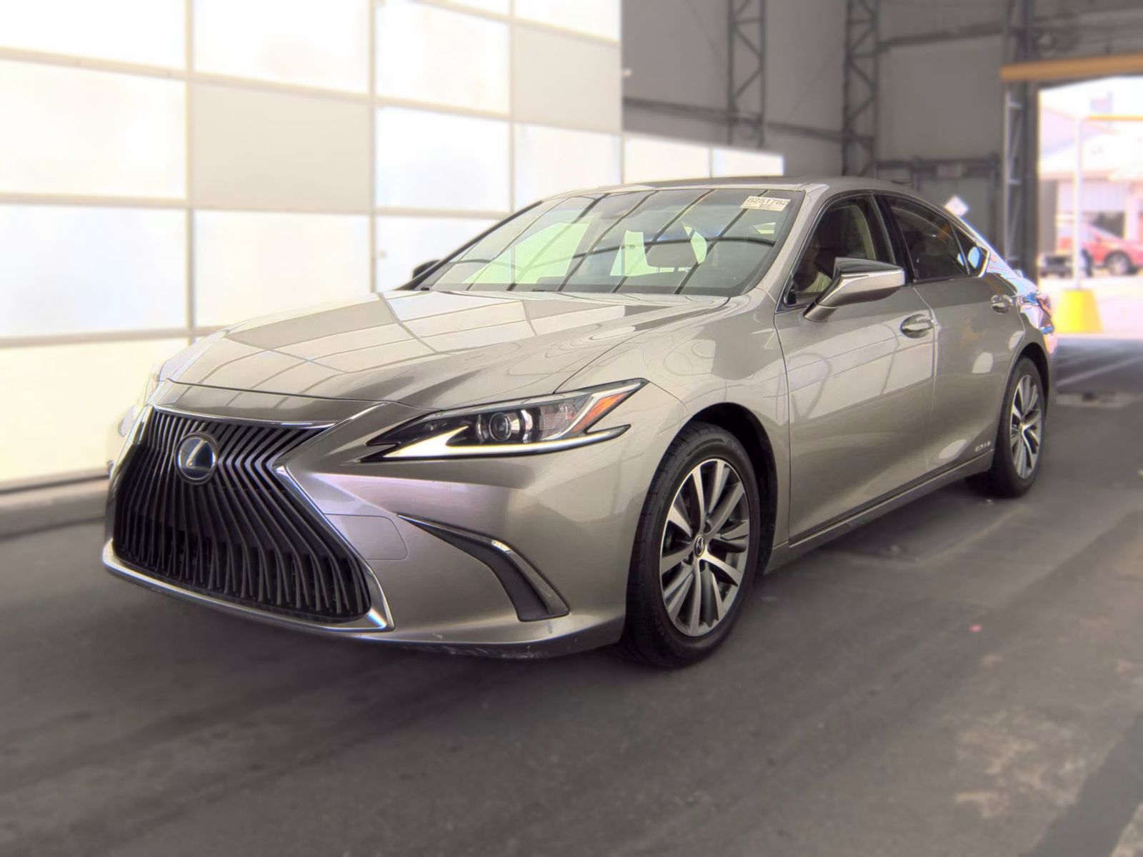 2019 Lexus ES ES 300h FWD
