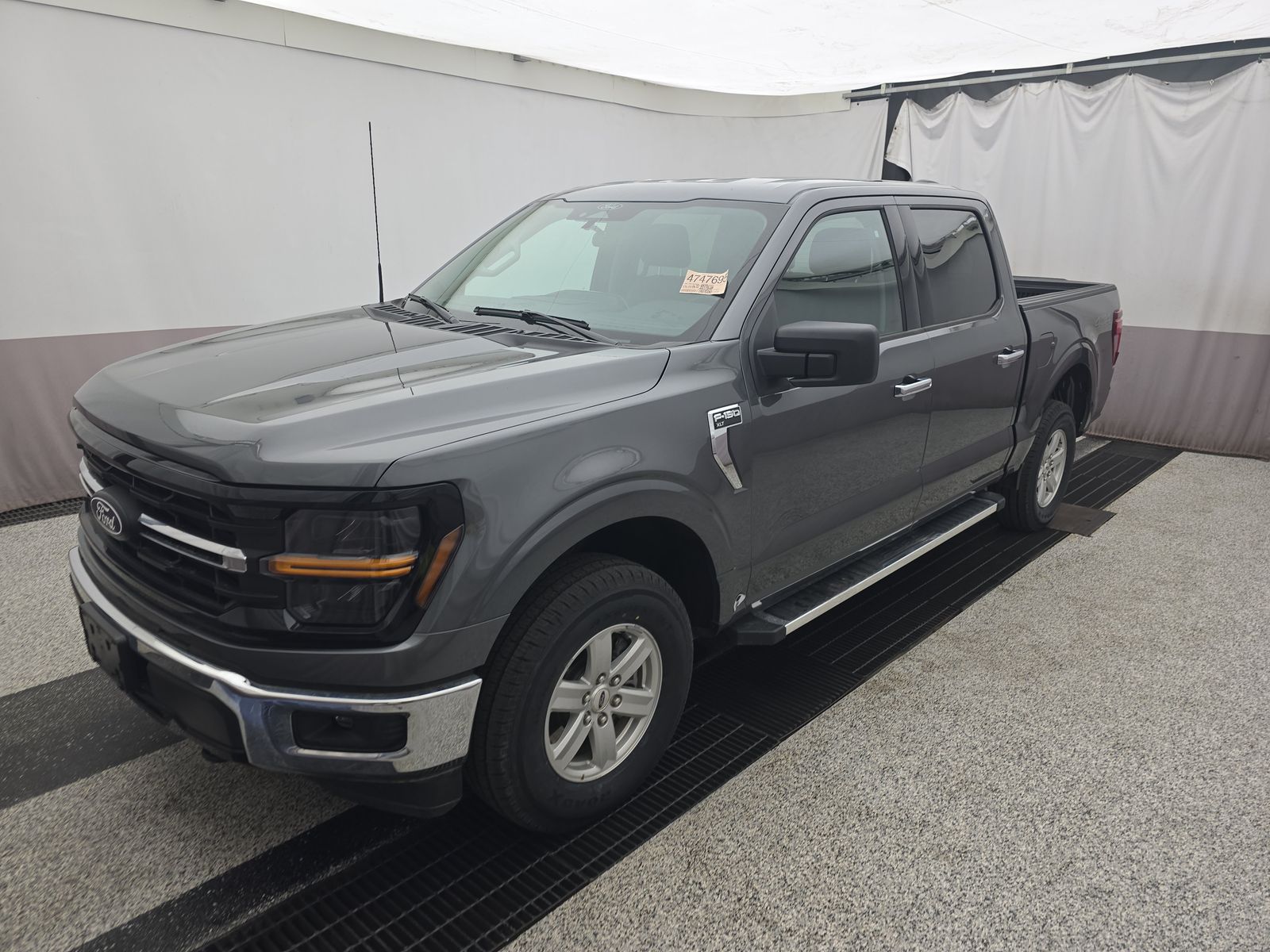 2025 Ford F-150 XLT AWD
