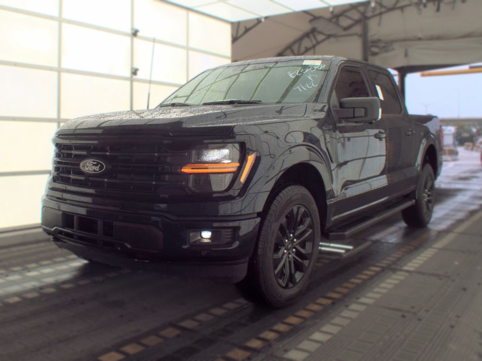 2025 Ford F-150 XLT AWD