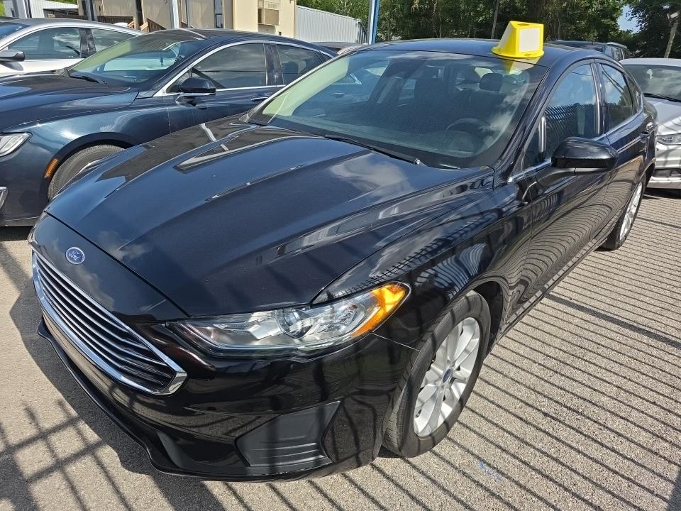 2020 Ford Fusion SE FWD