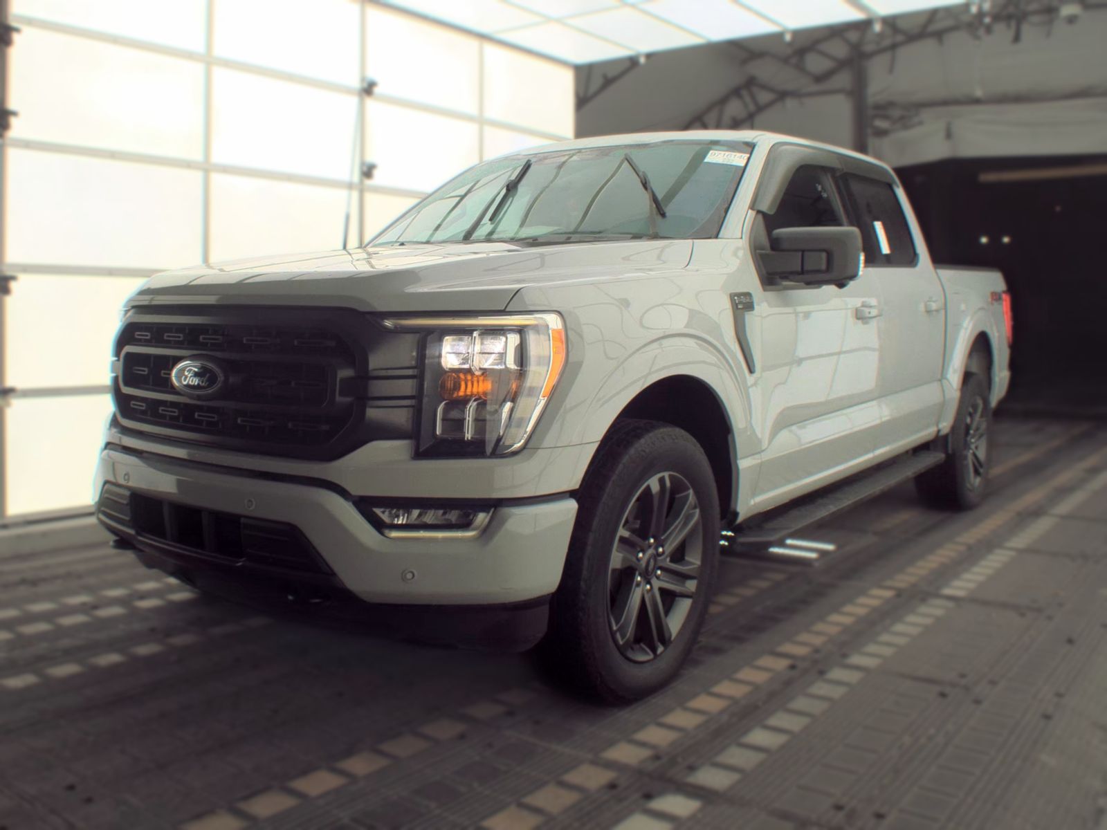 2023 Ford F-150 XLT AWD