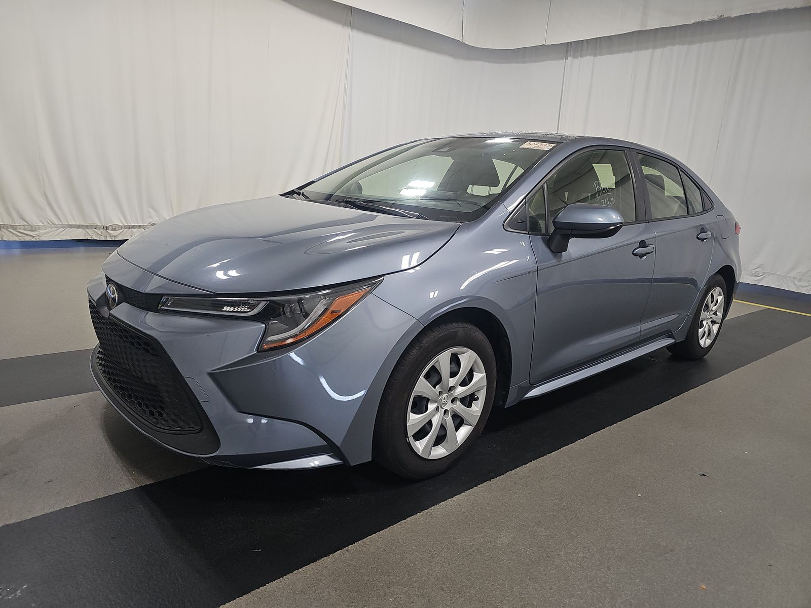 2022 Toyota Corolla LE FWD