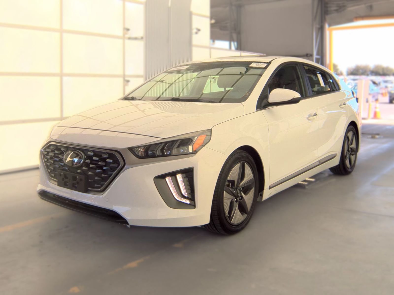 2022 Hyundai Ioniq Hybrid Limited FWD