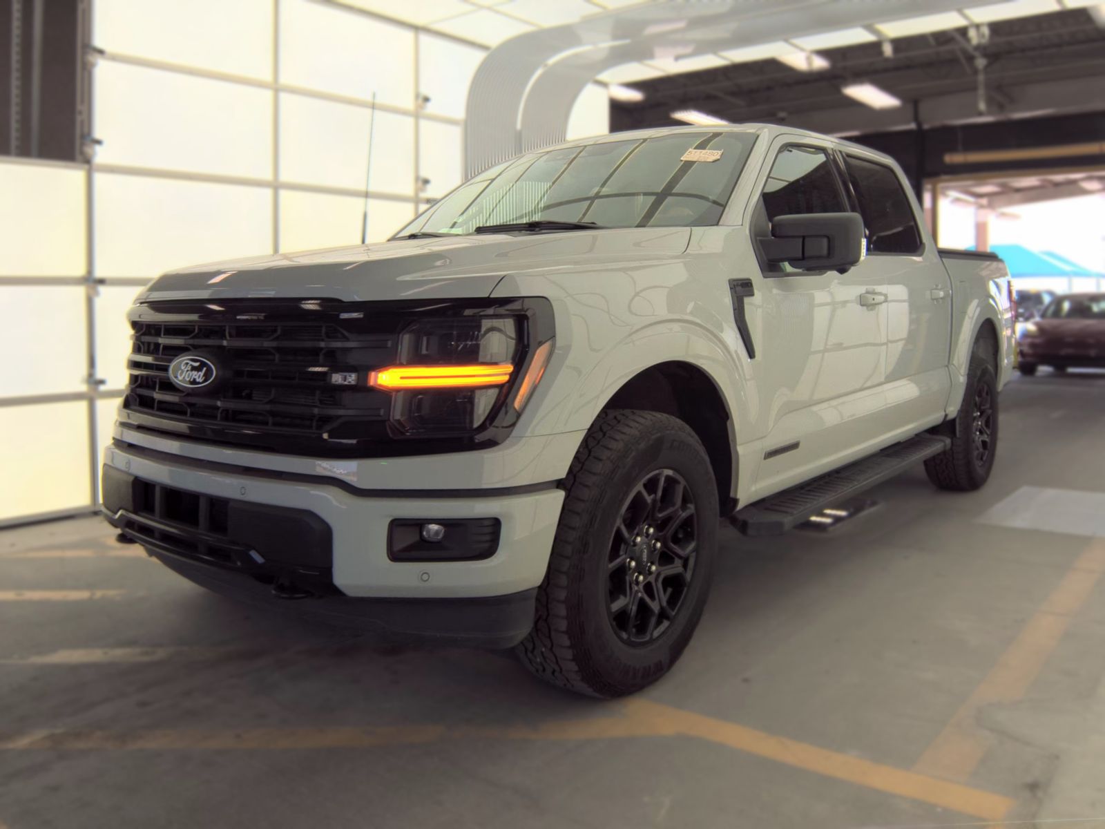 2024 Ford F-150 Hybrid XLT AWD