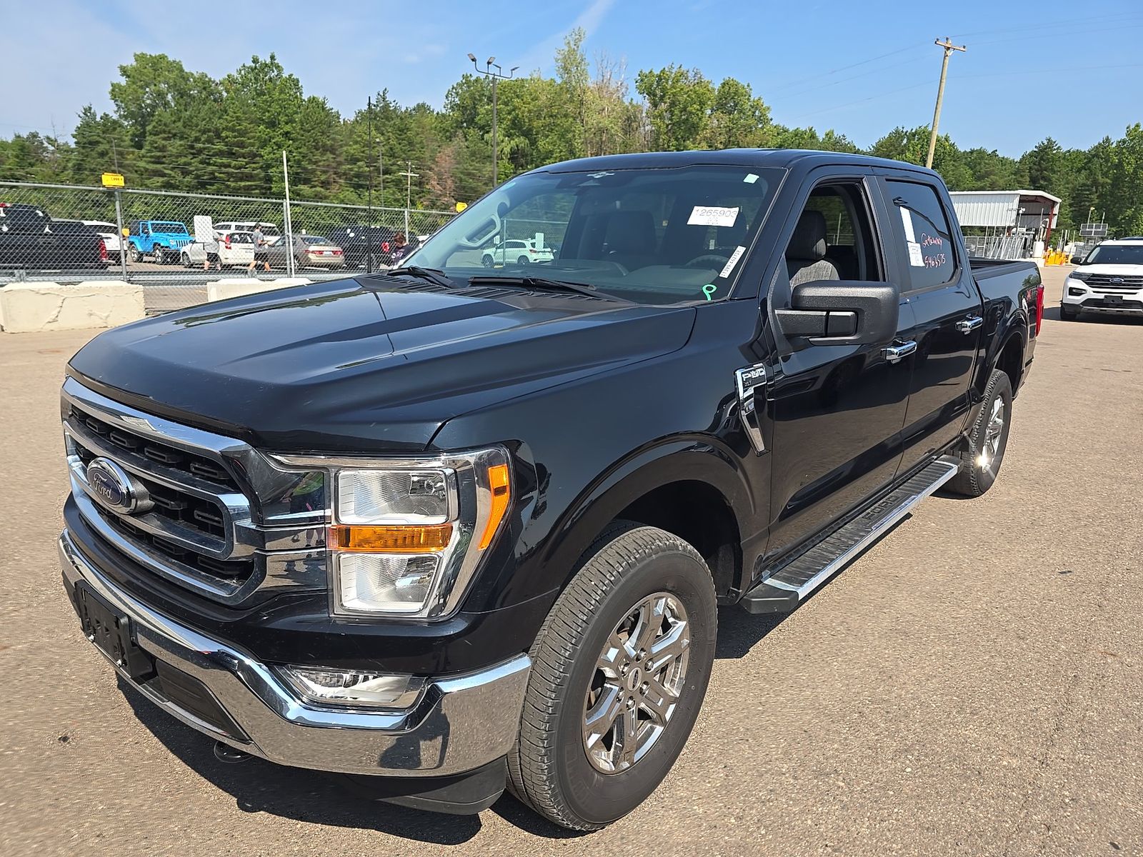2023 Ford F-150 XLT AWD