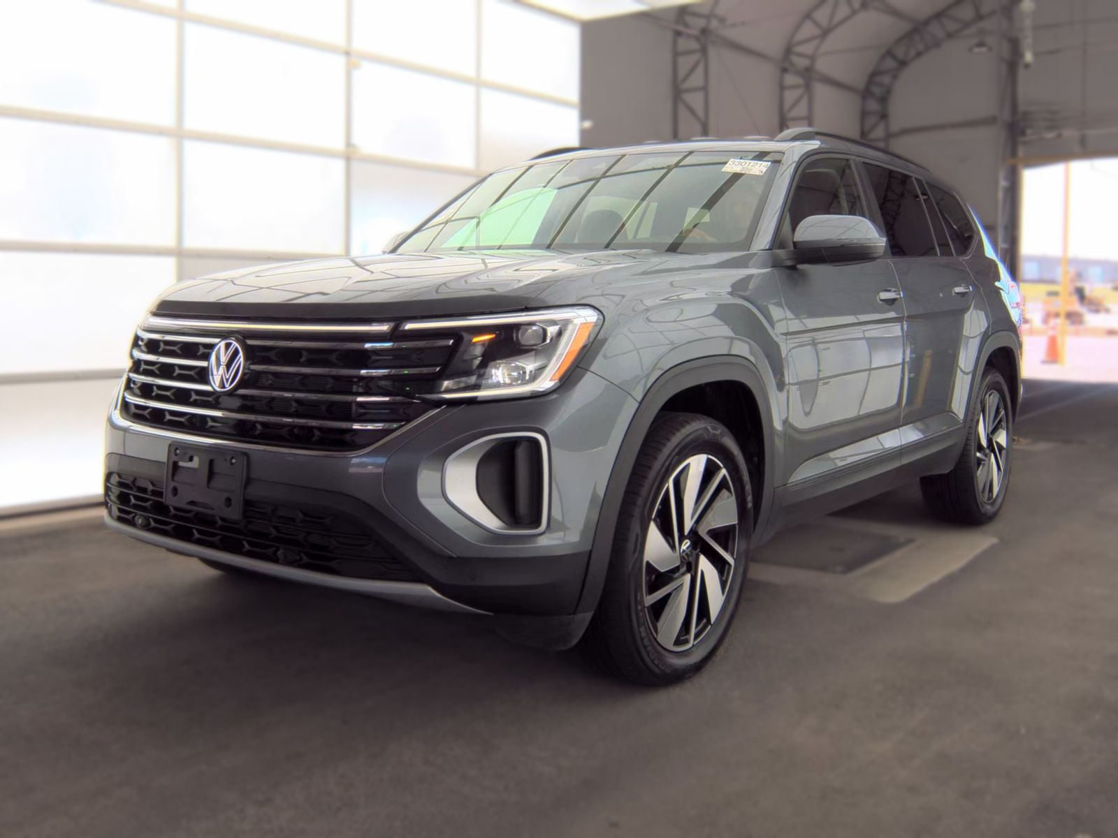 2025 Volkswagen Atlas 2.0T SE FWD