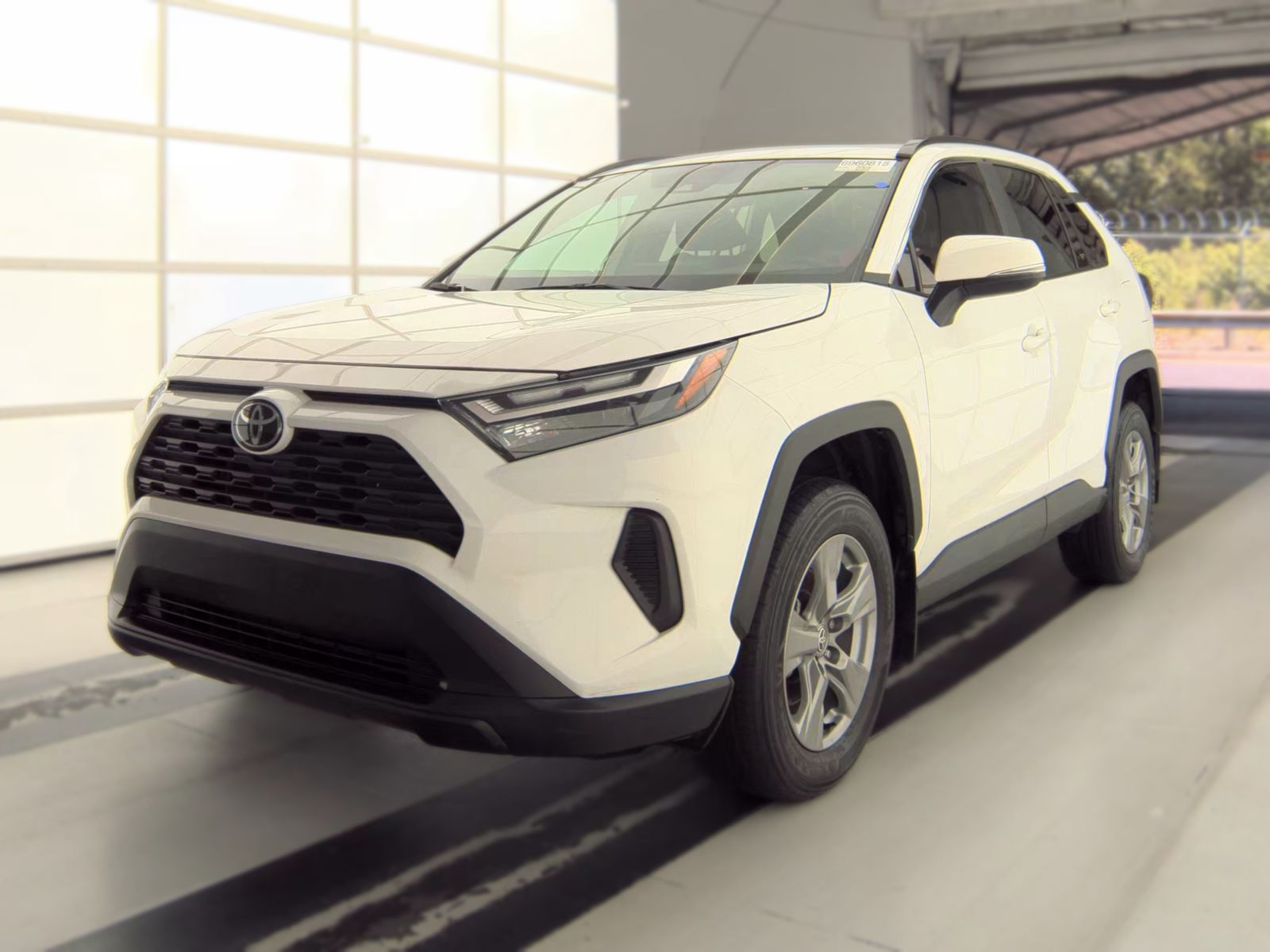 2024 Toyota RAV4 XLE FWD