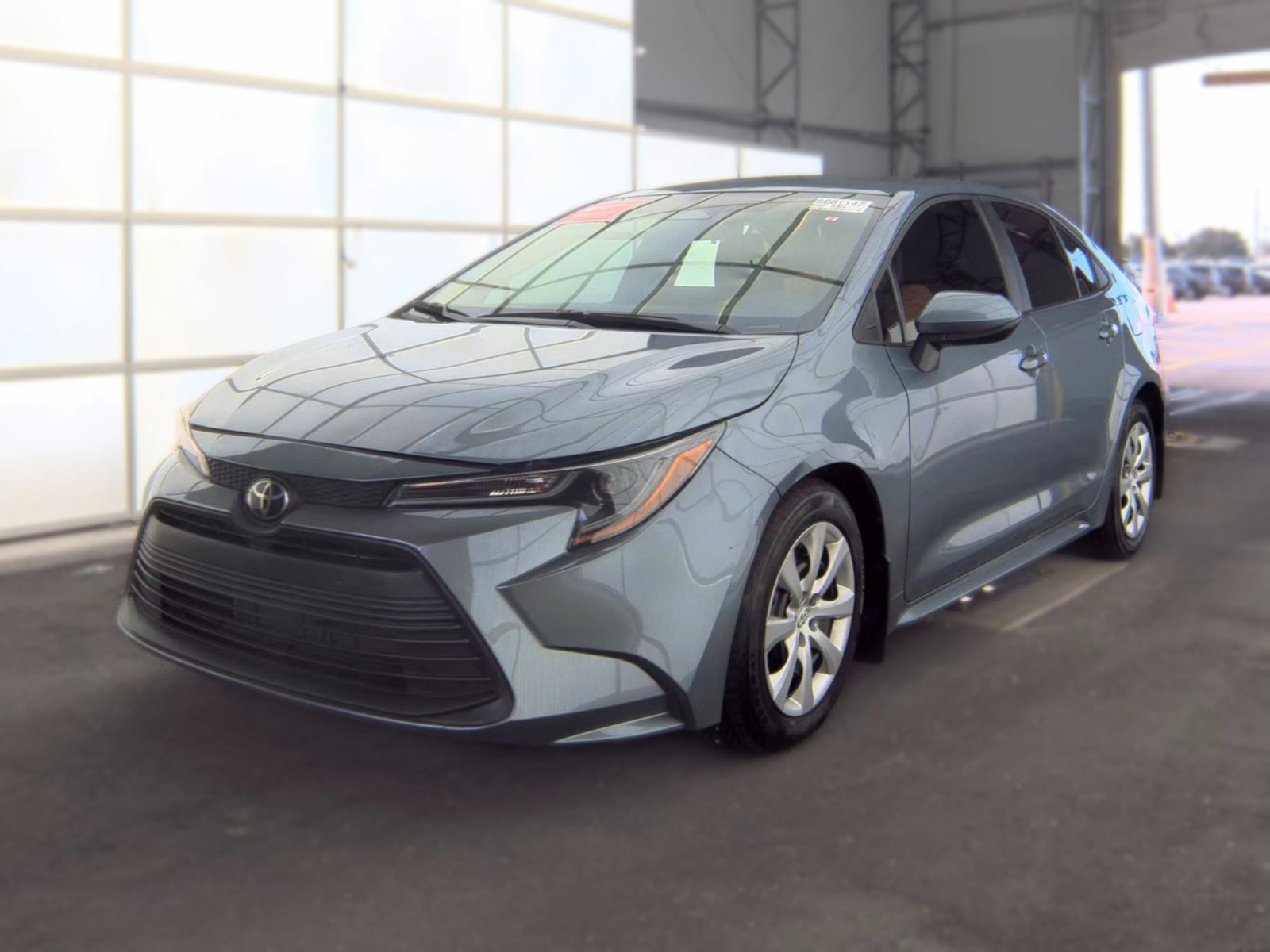 2025 Toyota Corolla LE FWD