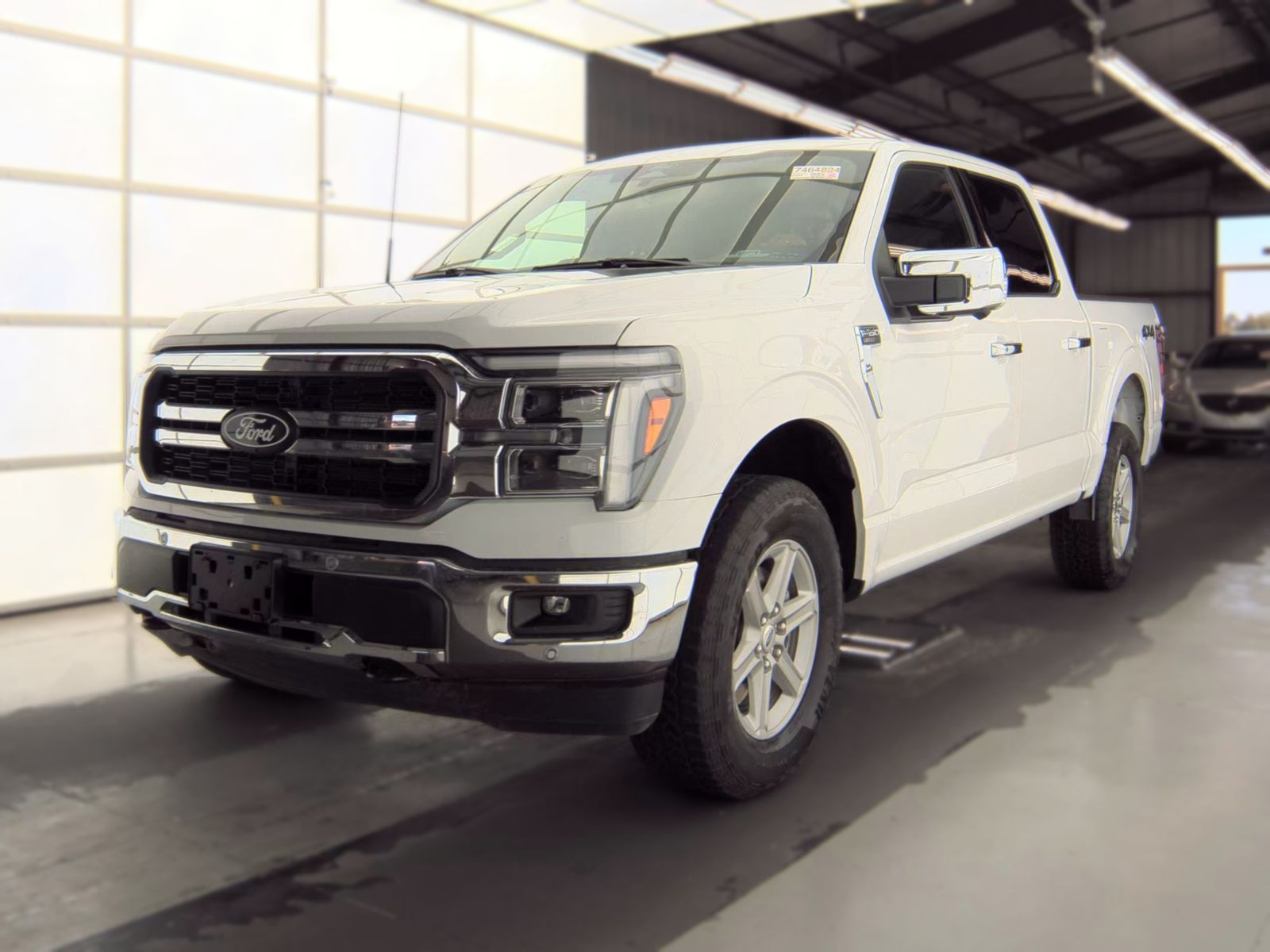 2025 Ford F-150 Lariat AWD