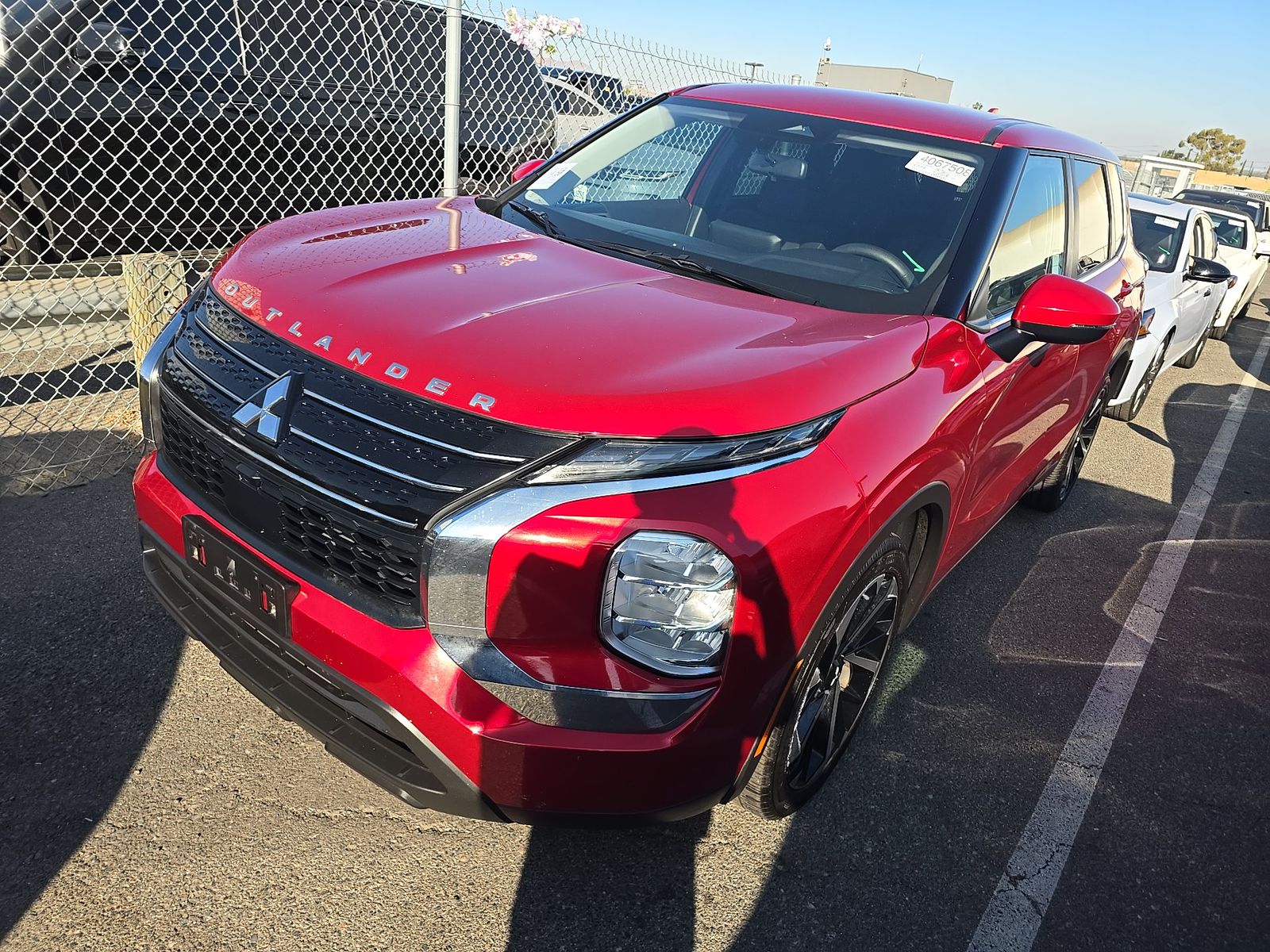 2022 Mitsubishi Outlander ES FWD