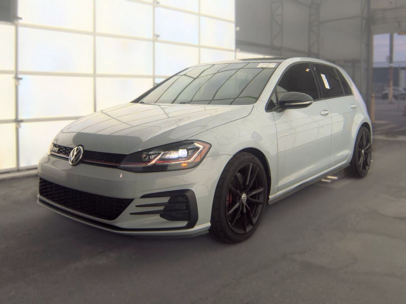 2021 Volkswagen Golf GTI 2.0T SE FWD