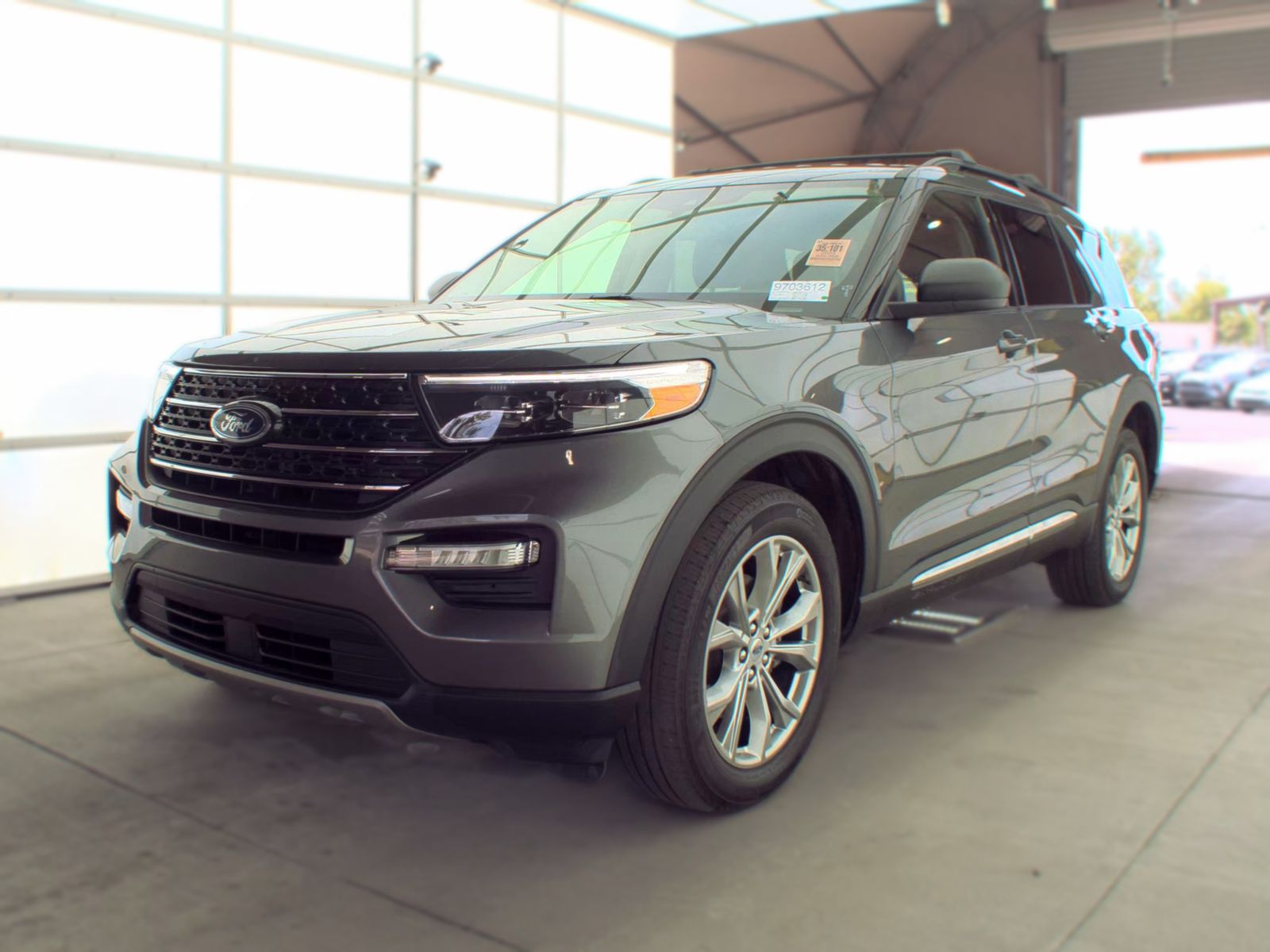 2023 Ford Explorer XLT AWD