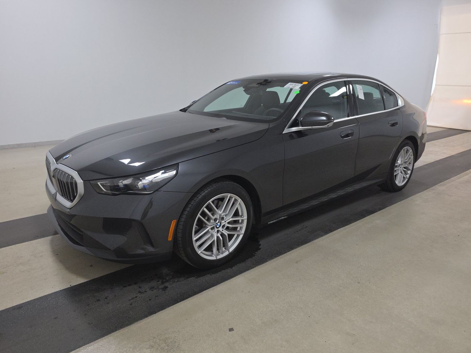 2025 BMW 5 Series 530i RWD