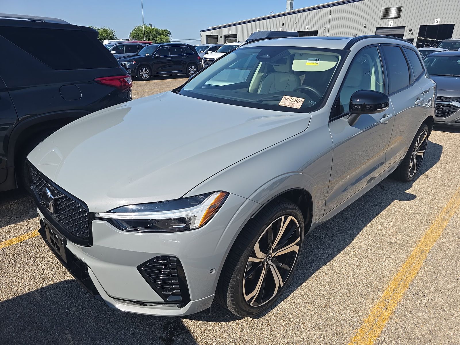 2025 Volvo XC60 B5 Ultra AWD
