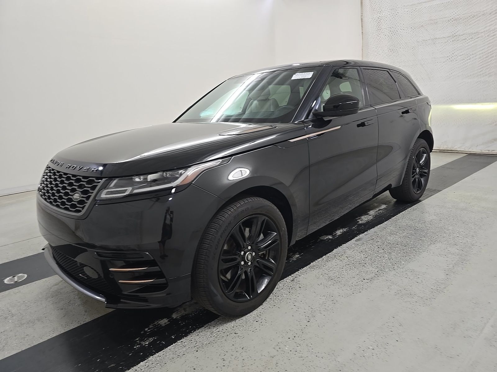 2022 Land Rover Range Rover Velar R-Dynamic S FWD