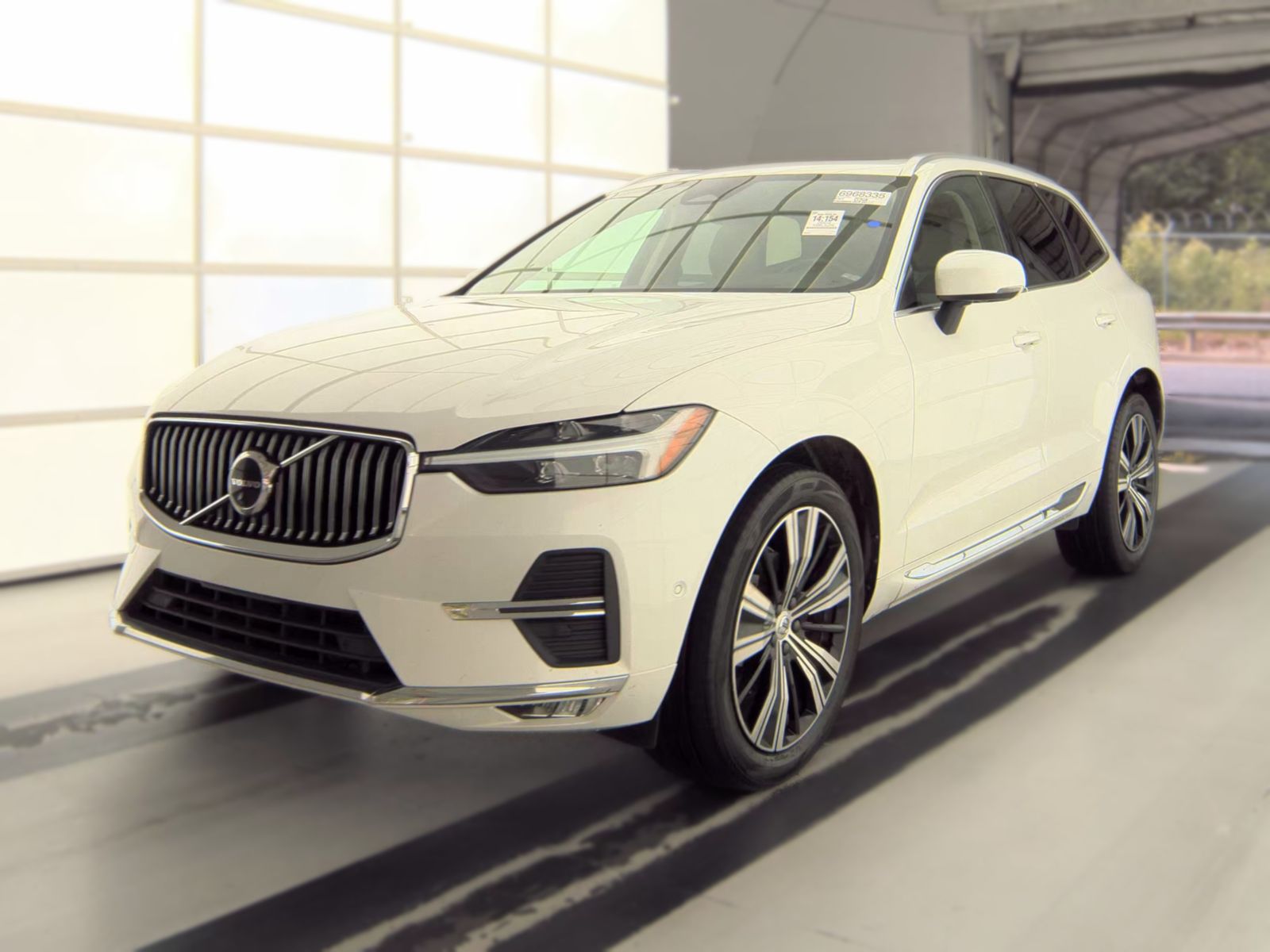2023 Volvo XC60 B5 Ultimate AWD