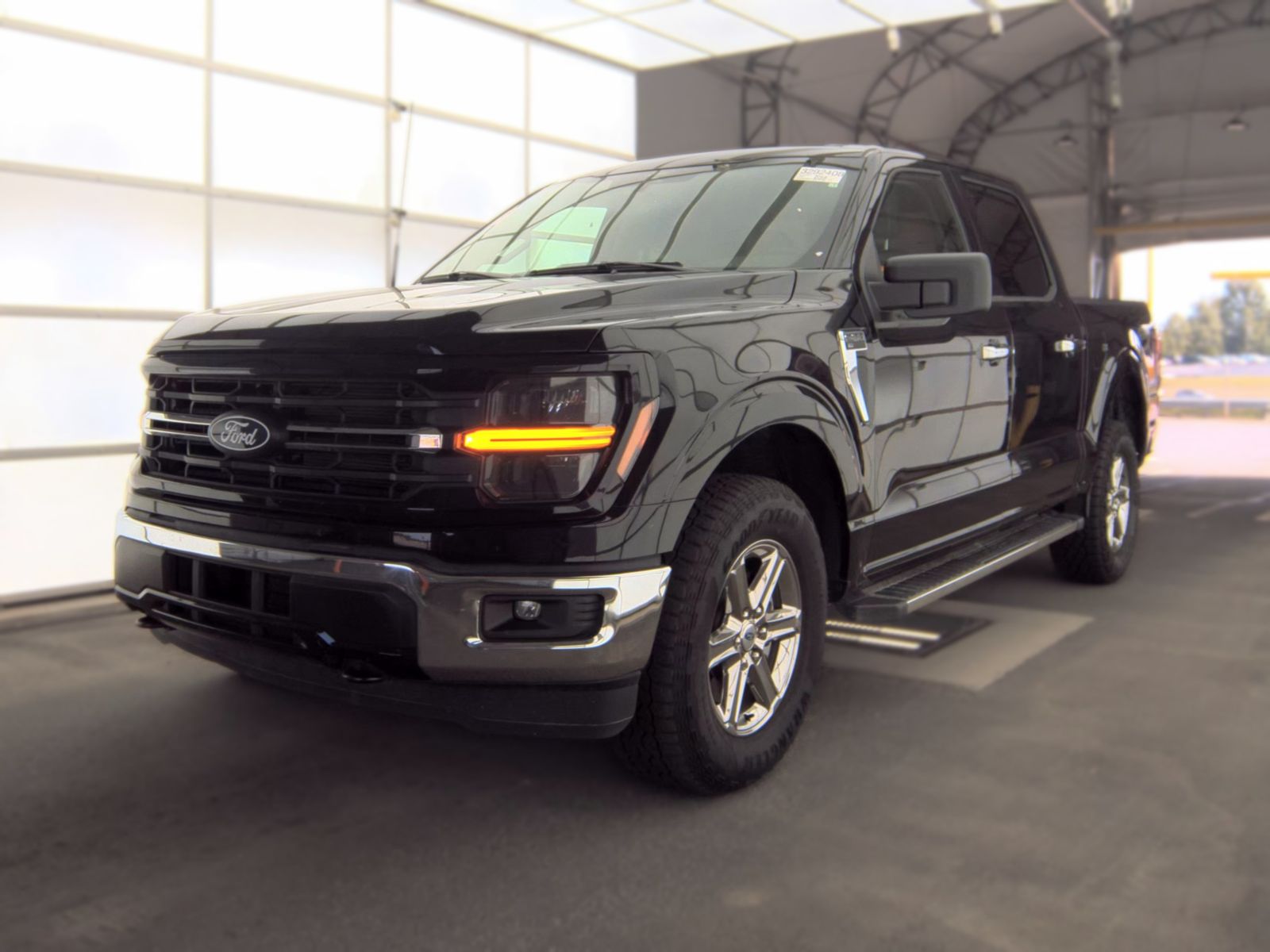 2025 Ford F-150 XLT AWD