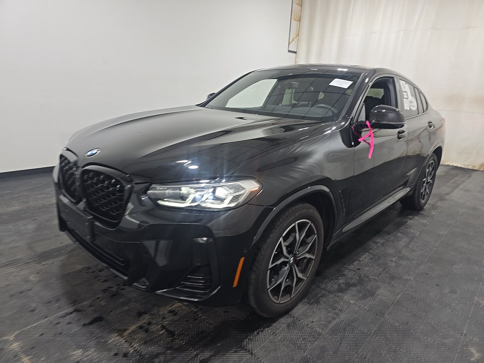 2025 BMW X4 xDrive30i AWD