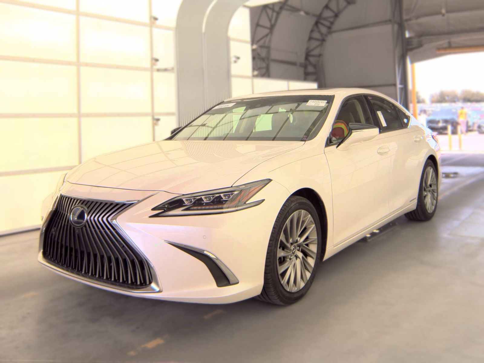 2021 Lexus ES ES 300h Ultra Luxury FWD