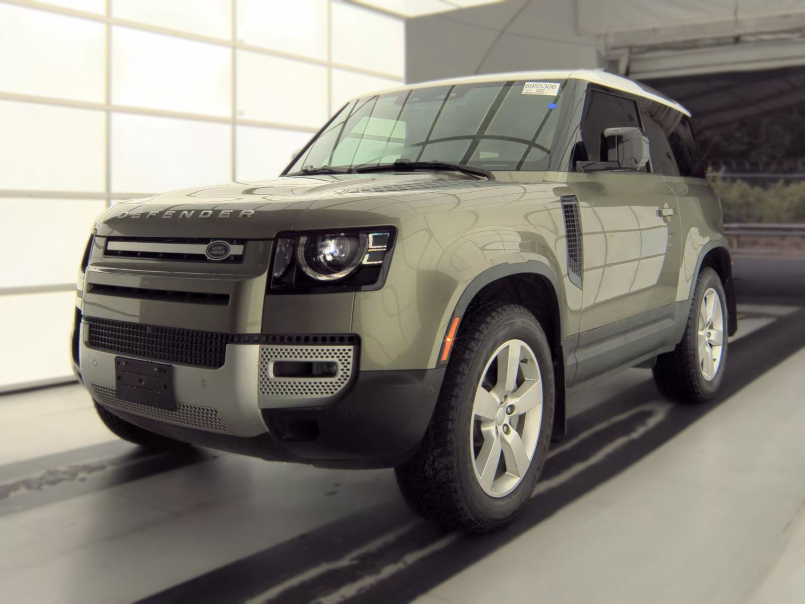 2021 Land Rover Defender 90 First Edition FWD