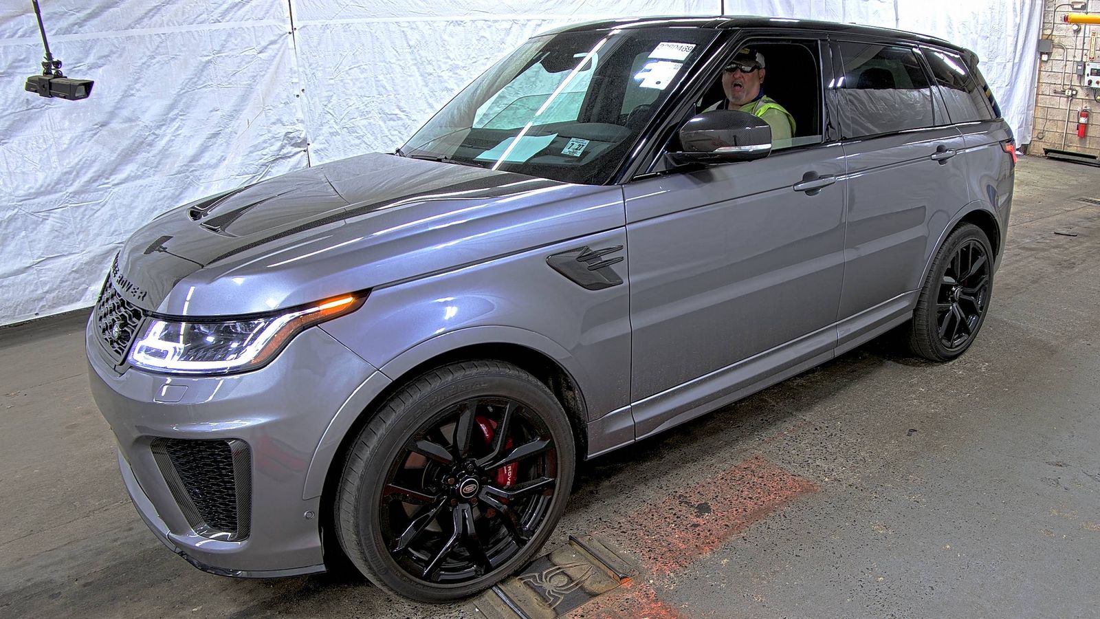 2022 Land Rover Range Rover Sport SVR Carbon Edition FWD