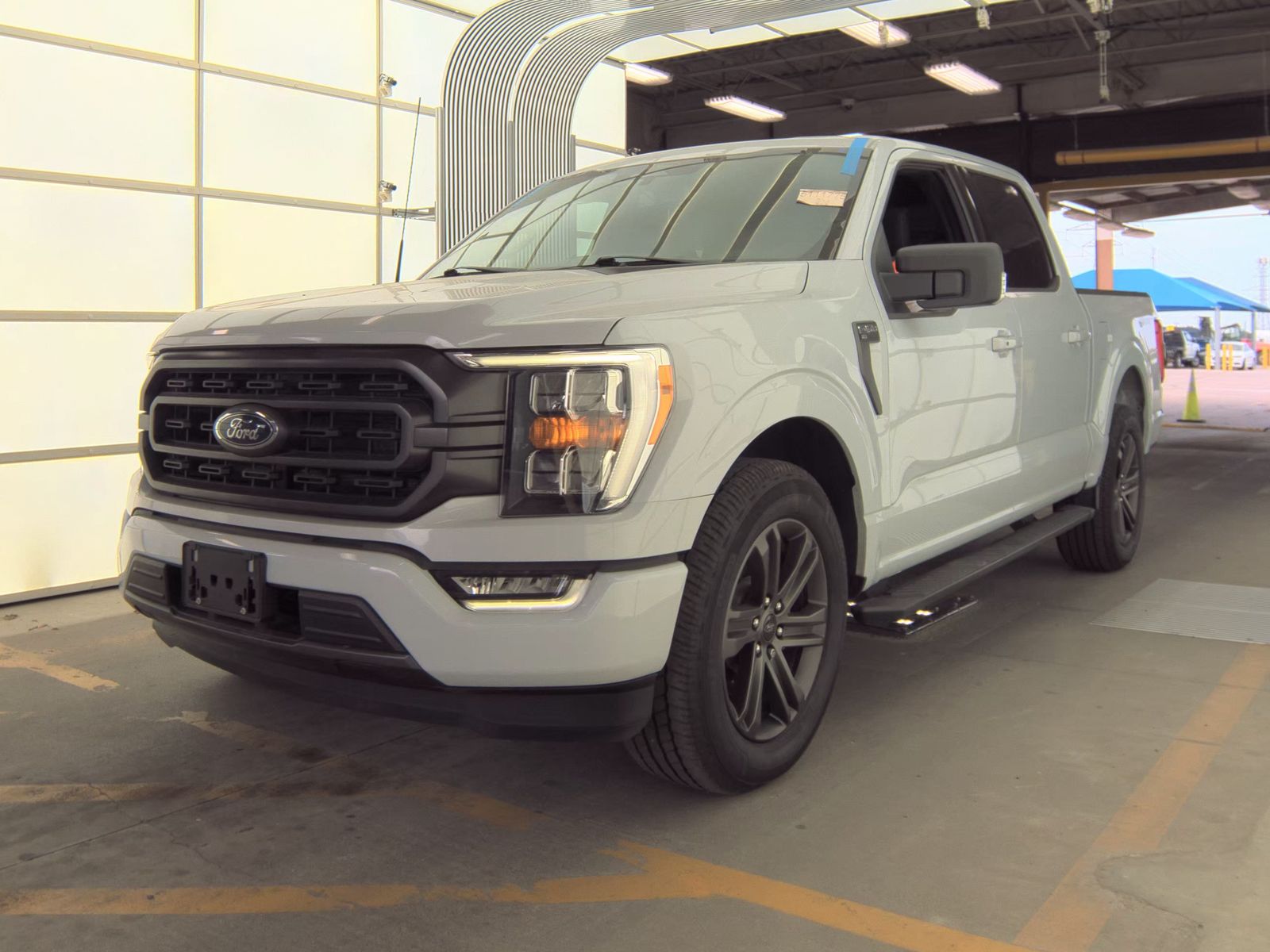2022 Ford F-150 XLT RWD