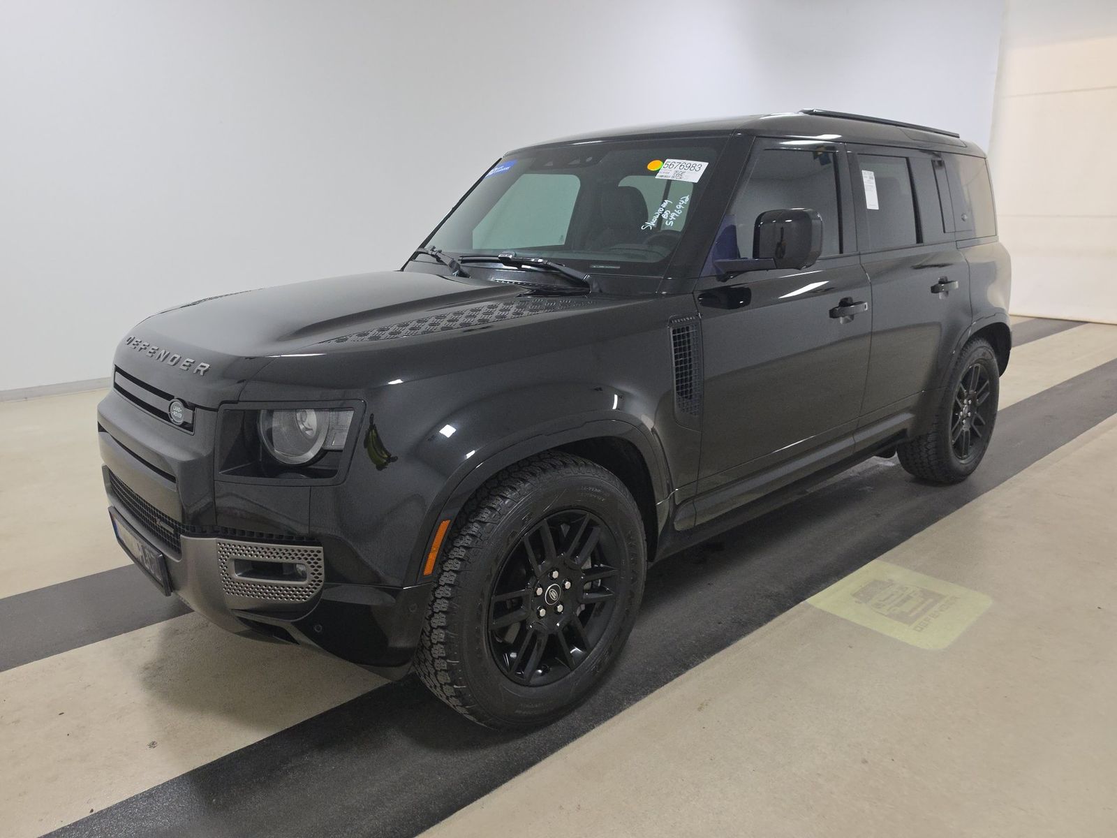 2022 Land Rover Defender 110 X-Dynamic SE FWD