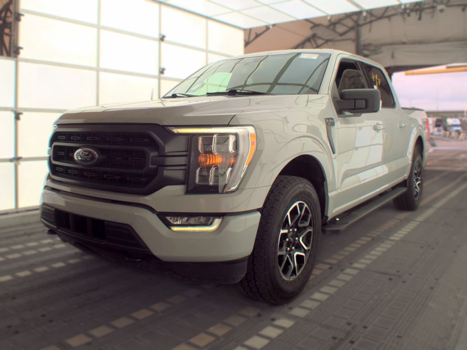 2023 Ford F-150 XLT AWD