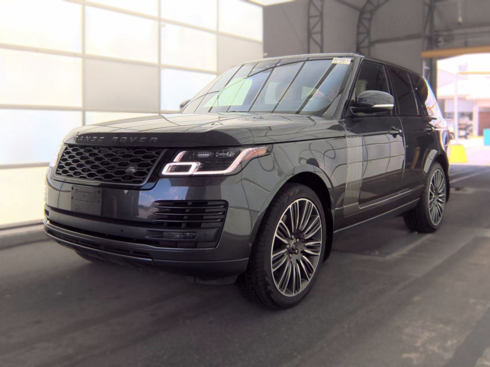 2022 Land Rover Range Rover P525 Westminster AWD